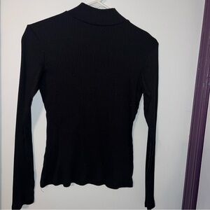 GAP Ribbed Mocneck Shirt